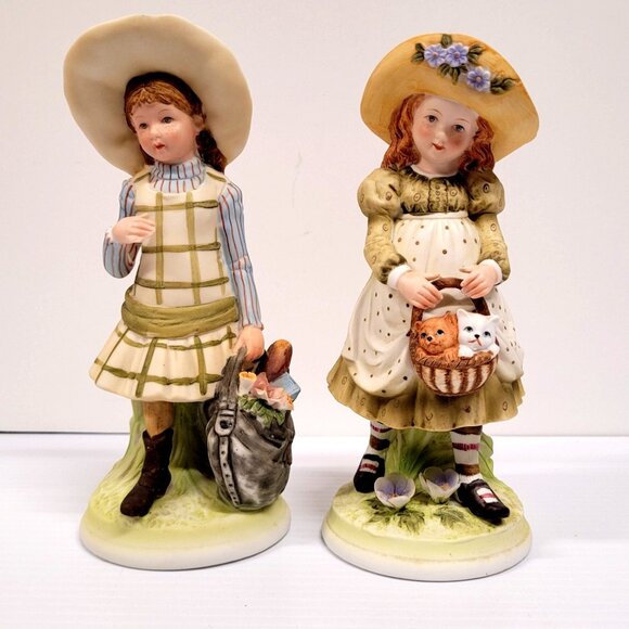 Hollie Hobbie Figurines 1973 Set 2 Vintage World Wide Art Inc Japan HHF-6 HHF-4 - Picture 1 of 10